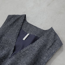 耳鳴！Trapezoid Jumper Skirt　-   （ Fulling Line Wool  ）