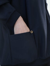 ずっときれいな  Barrel V  Neck Cardigan　 - （  FABRITEC / 変形ピケ  ）