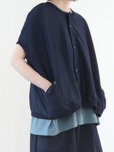ずっときれいな  Barrel U  Neck Cardigan　 - （  FABRITEC / 変形ピケ  ）