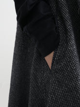 耳鳴！Trapezoid Jumper Skirt　-   （ Fulling Line Wool  ）