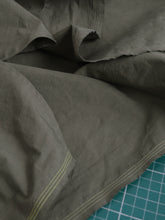 耳鳴！ Drobou Origami Pullover Shirt  　 -    （　コピー用紙　）