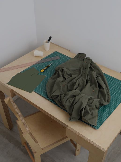 耳鳴！ Drobou Origami Pullover Shirt  　 -    （　コピー用紙　）