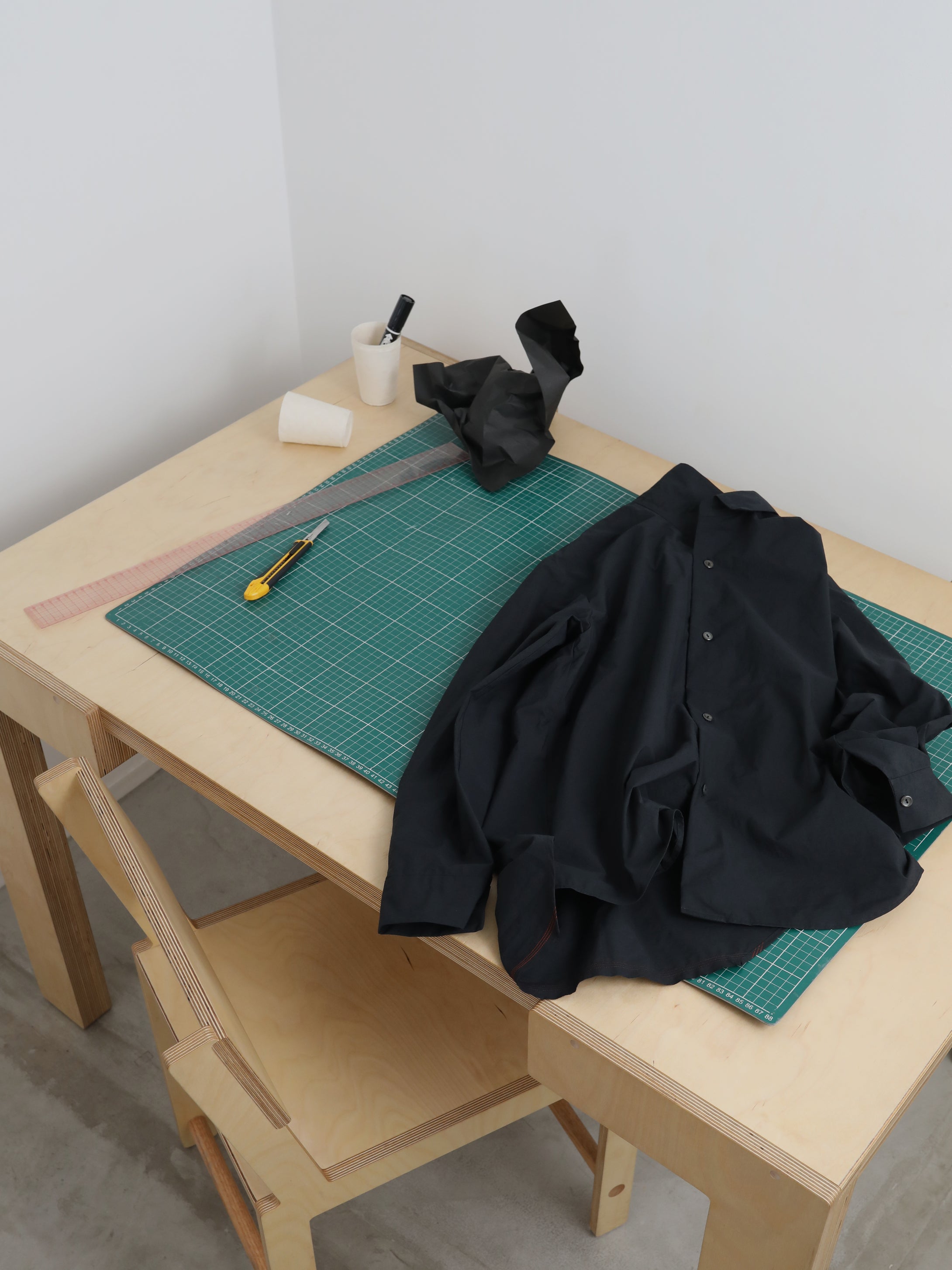 耳鳴！ Origami Uniform Shirt  　 -    （　コピー用紙　）