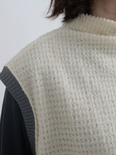 超軽量!  Rum Neck Vest　   -  （　POLARTEC Alpha Direct 　）