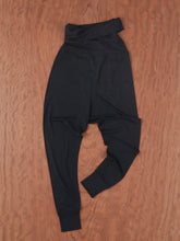 【パジャマルック】　／　おやすみ！ 腹巻 Leggings　 -    （　Super180's Washable wool　）